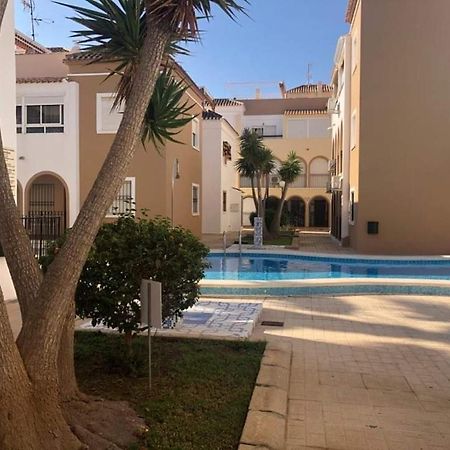 Apartament Apartament Naranja Con Piscina Urb El Paraiso Torrevieja Zewnętrze zdjęcie